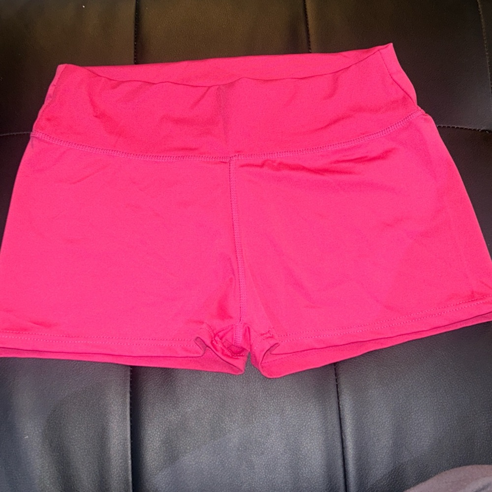 Hot pink workout-shorts- super cute!